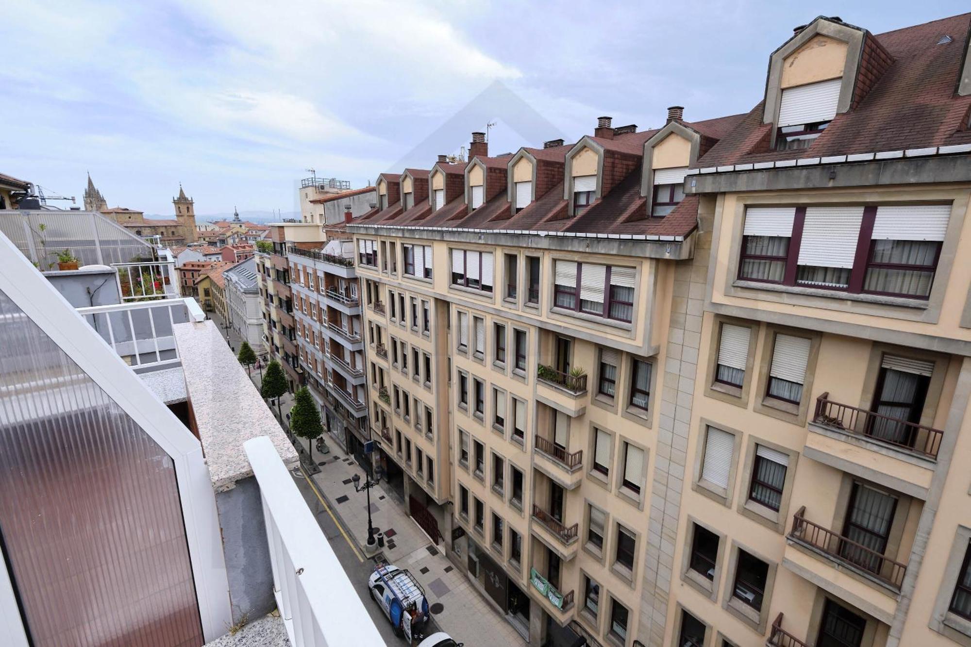 Atico Quintana I - Con Terraza, Vistas A La Ciudad, En El Centro, Con Wifi Y Garaje Apartamento Oviedo Exterior foto