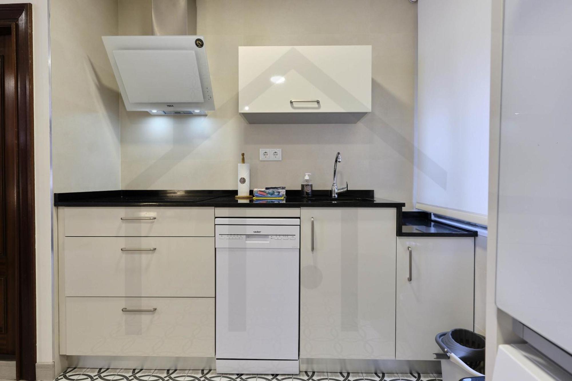 Atico Quintana I - Con Terraza, Vistas A La Ciudad, En El Centro, Con Wifi Y Garaje Apartamento Oviedo Exterior foto