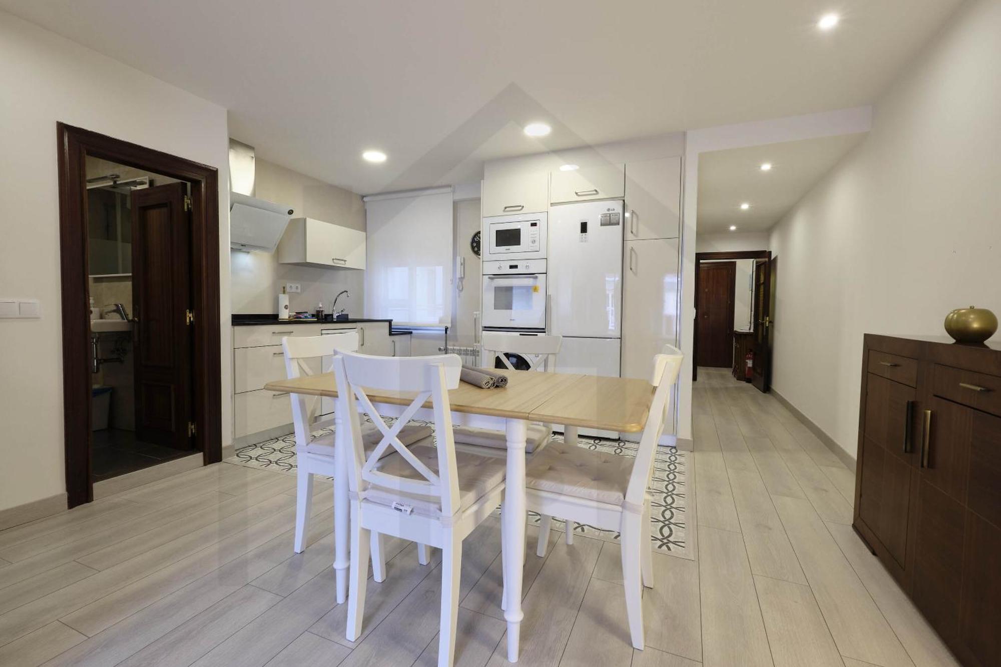 Atico Quintana I - Con Terraza, Vistas A La Ciudad, En El Centro, Con Wifi Y Garaje Apartamento Oviedo Exterior foto